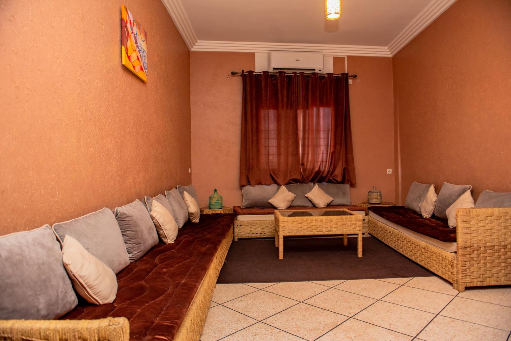 Residence Afgo Warzazat Zewnętrze zdjęcie